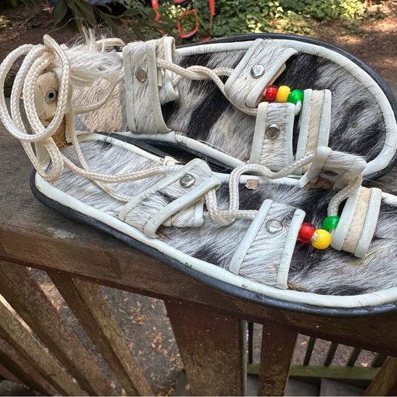 AUTHENTIC African Cow Hide Beaded Sandals Women’s Size 6 Handmade Crafted - Picture 1 of 12